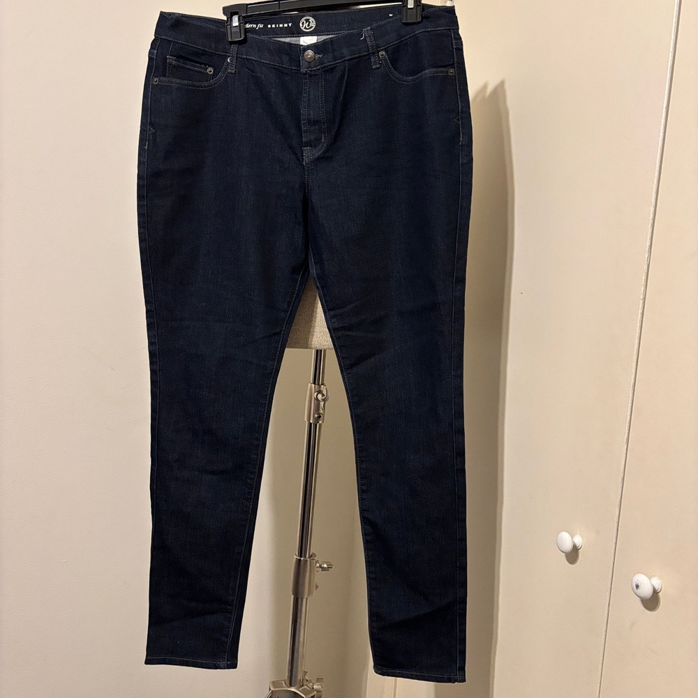 W62 Modern Fit Skinny Jeans Dark Indigo Wash Womens Size 14 Stretch Denim
